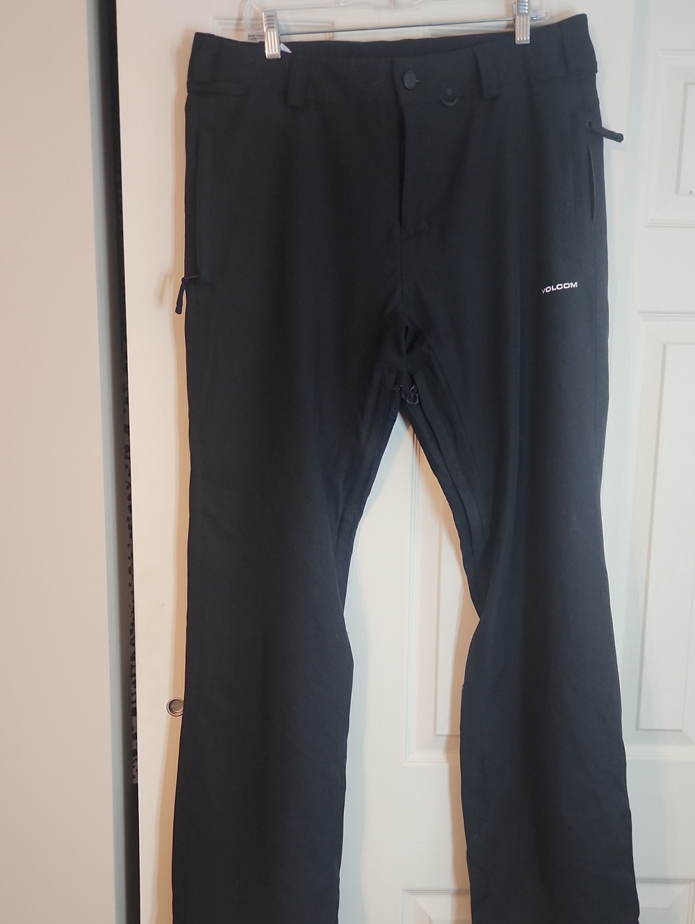 Volcom Men's Black Cargo SKI Pants with Subtle Logo